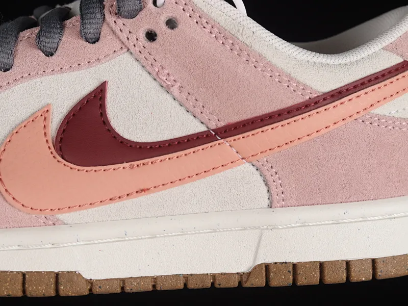 All Categories Nk SB Dunk Series Nk SB Dunk Low Low-top sneakers Nk SB Dunk Low "85" Coconut milk powder Panda knows magic SB low-top sports and leisure sneakers DO9457-120
